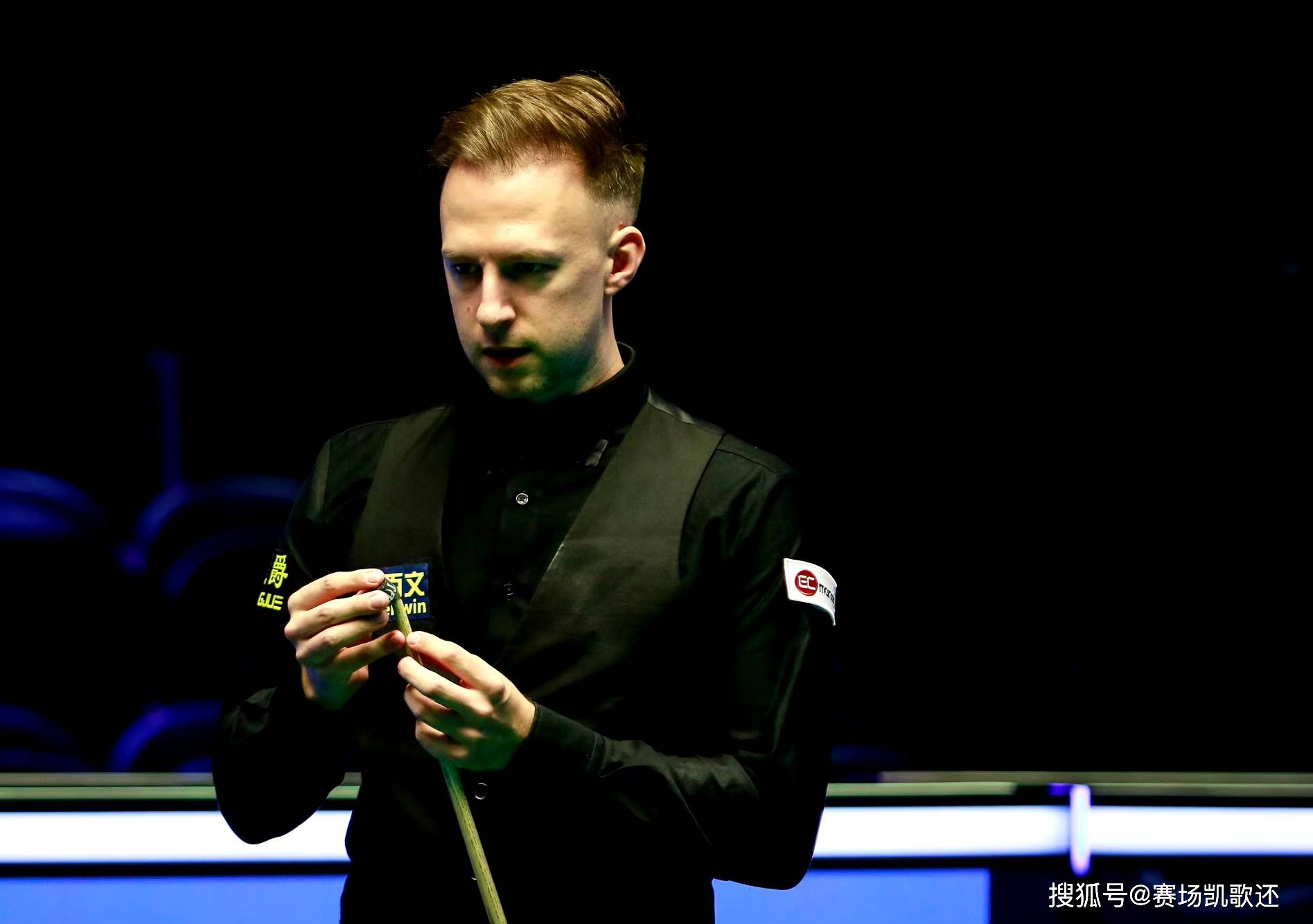 名压力对年 名压力对年