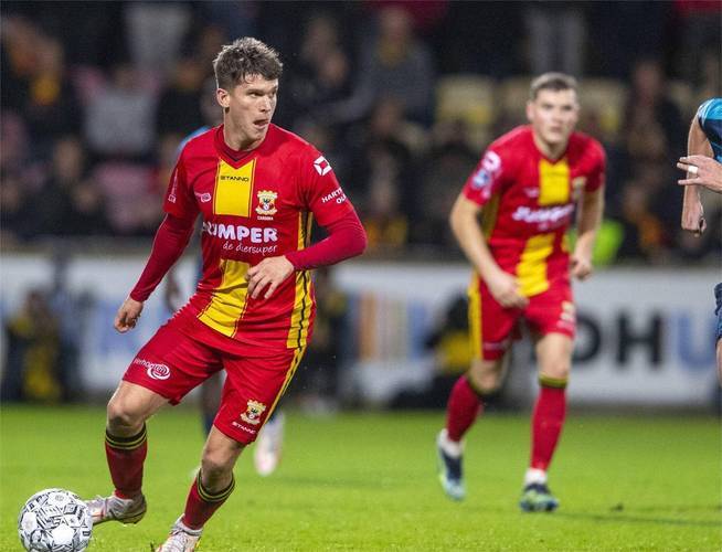 攻与防之间 攻与防之间