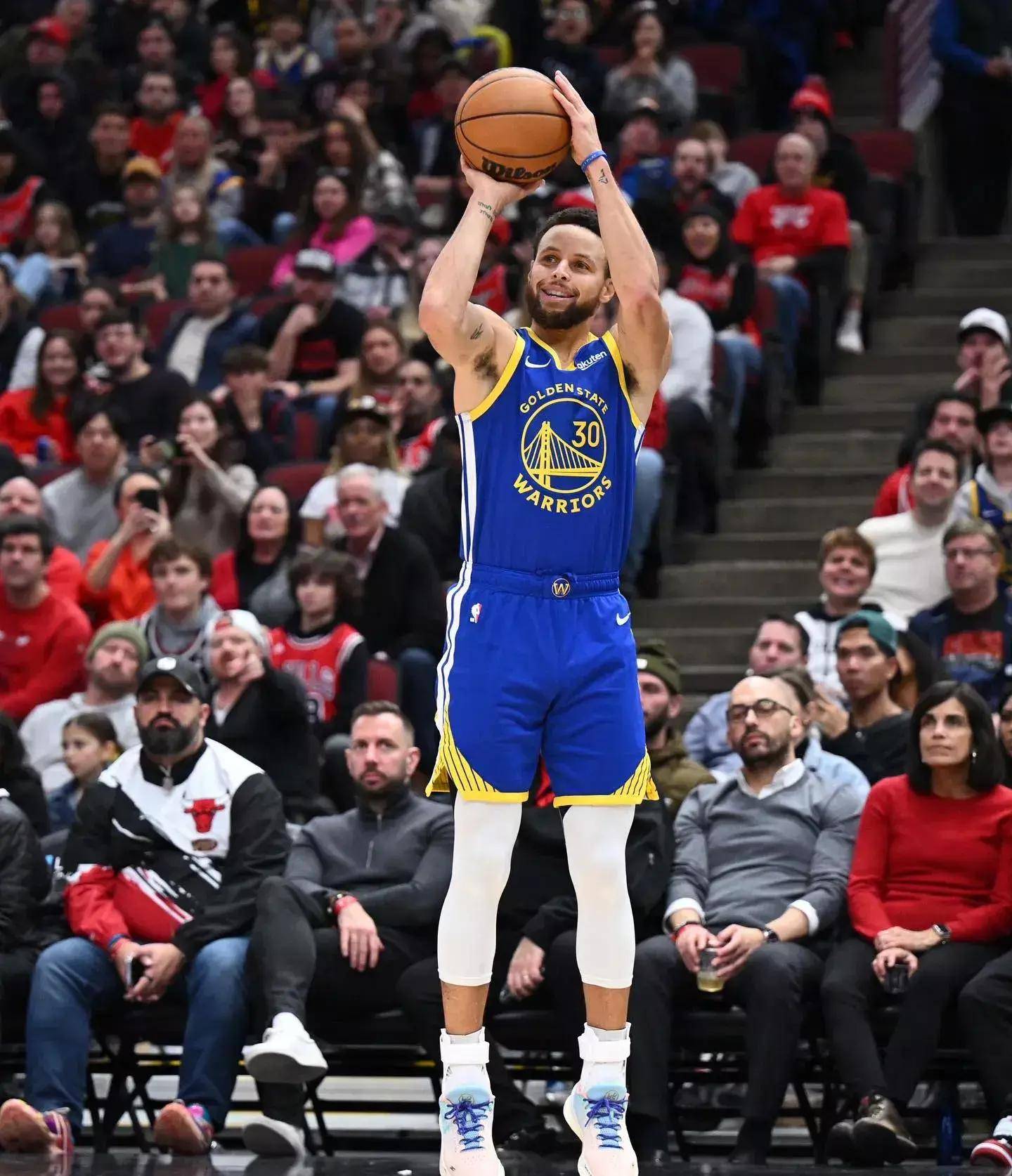 共同构成了 共同构成了