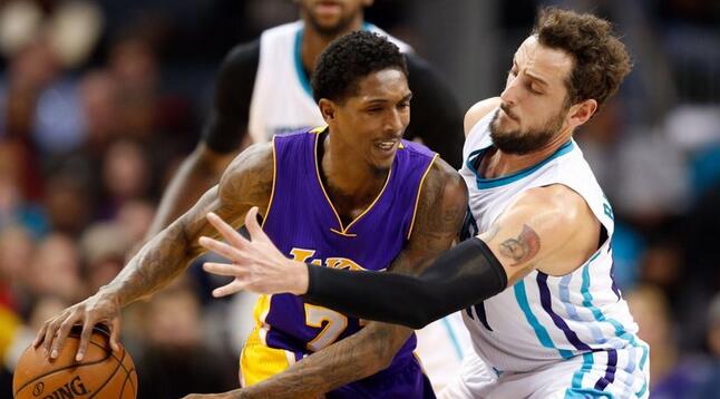 球迷和媒体 球迷和媒体